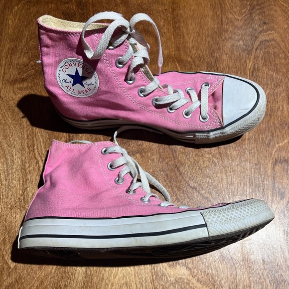 Converse Shoes - Women’s High Top Converse, Pink, Size 8.5